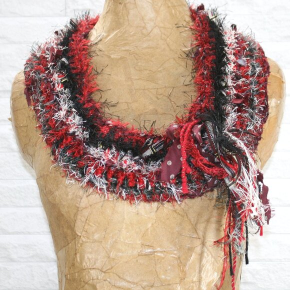 HAND CRAFTED Scarf Upcycled Crochet Infinity Oversize Eyelash Necktie Red Stripe - Picture 1 of 12